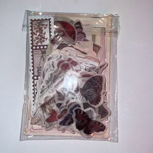 120Pieces Vintage Scrapbook Supplies Pack for Junk Journal Planners DIY Paper